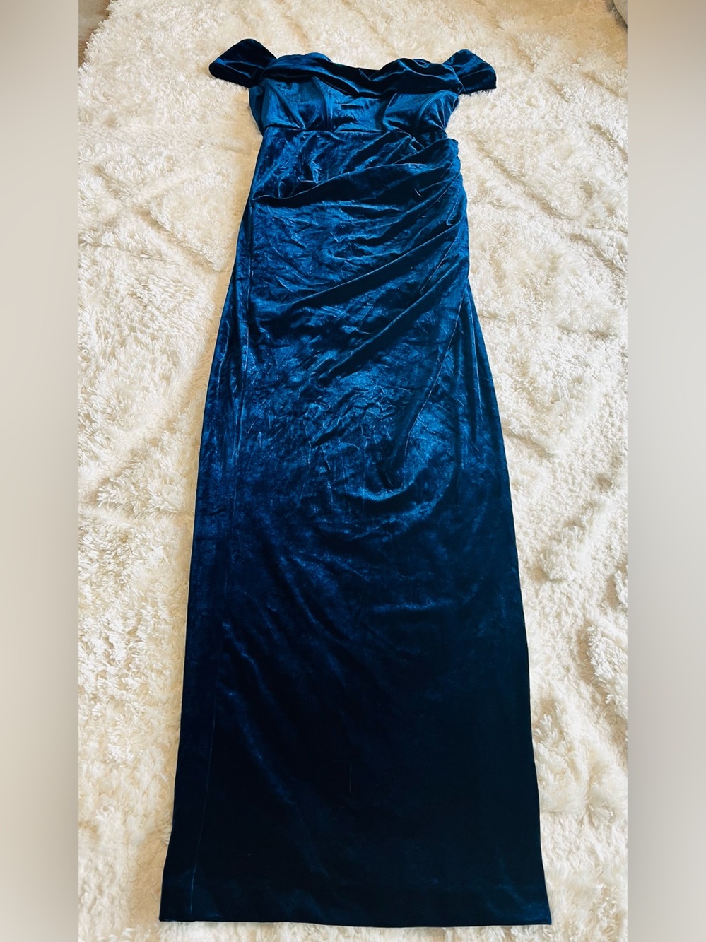 Line & Dot DuJour Gown Blue Velvet Size M - Picture 12 of 13